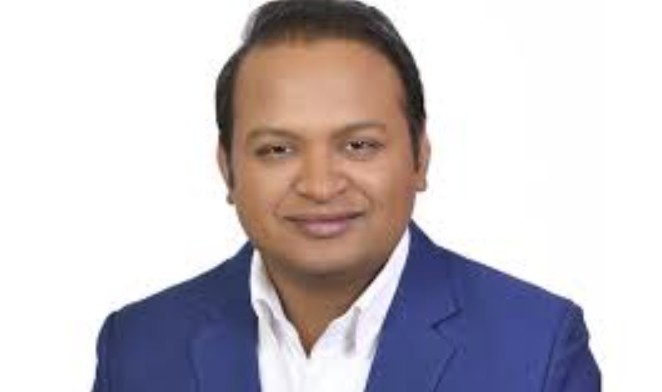 श्रममन्त्री साह बर्खास्त