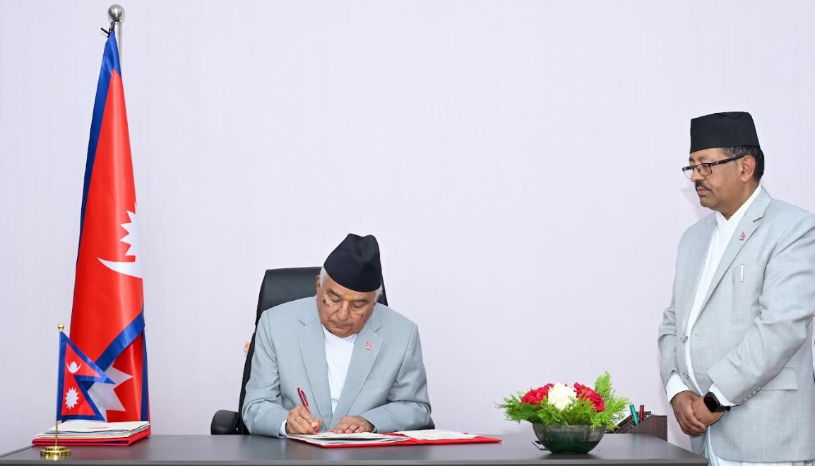राष्ट्रपतिले जारी गरे संवैधानिक परिषद्सम्बन्धी अध्यादेश